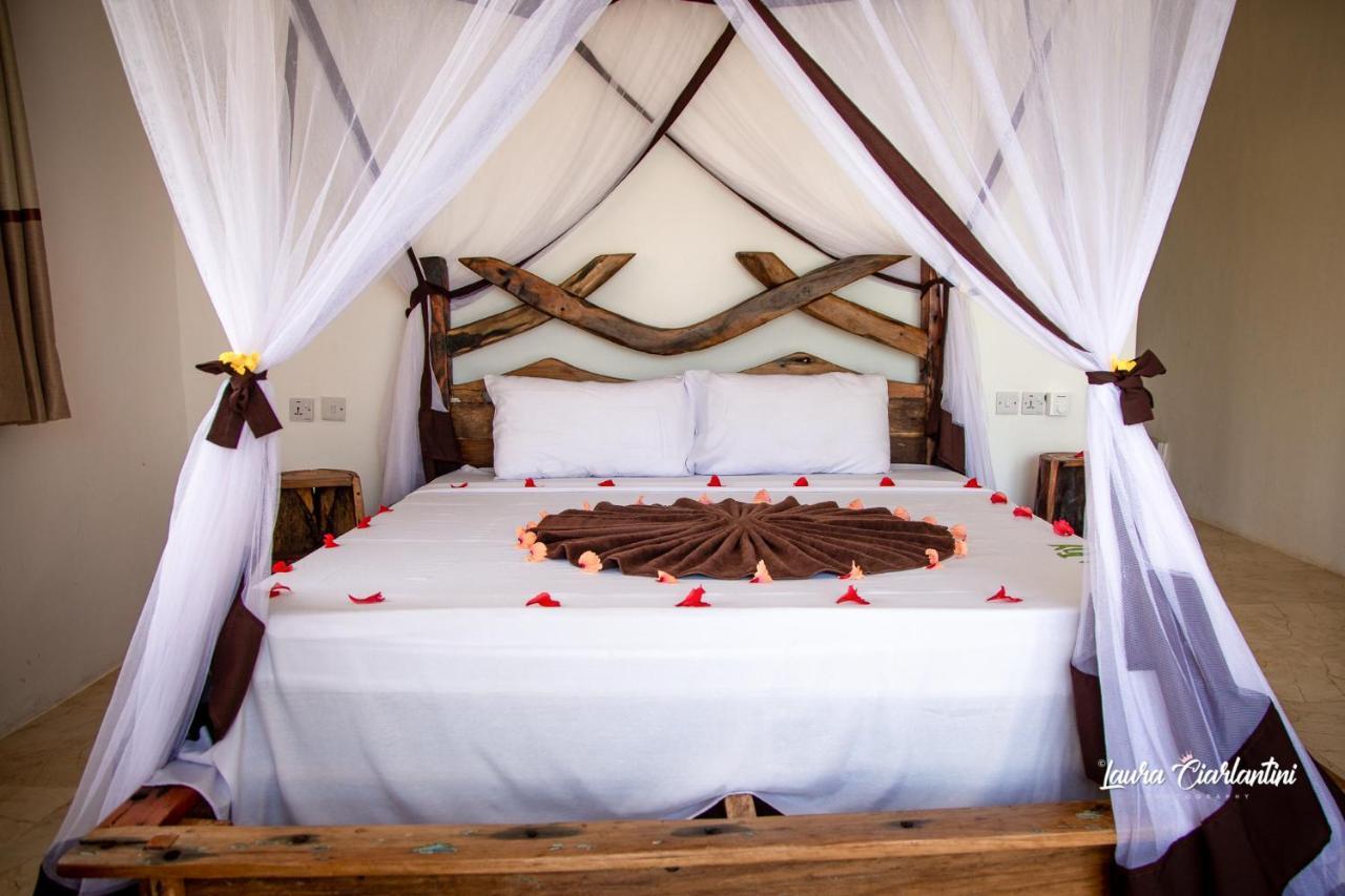 Uroa Zanzibar Vera Beach Hotel By Moonshine Dikoni Zewnętrze zdjęcie